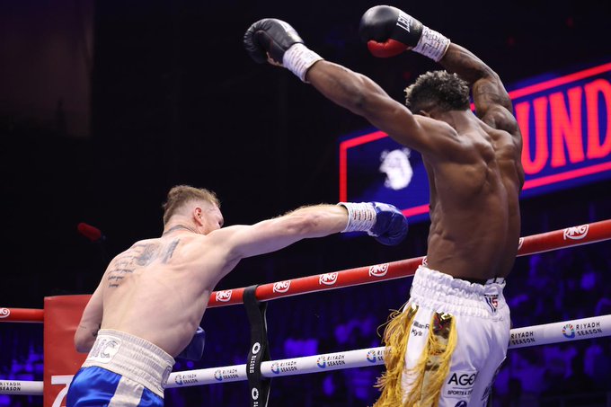 Canelo venció al cubano el pasado sábado, en donde posteriormente fue presentado el próximo rival del mexicano Terence Crawfod.