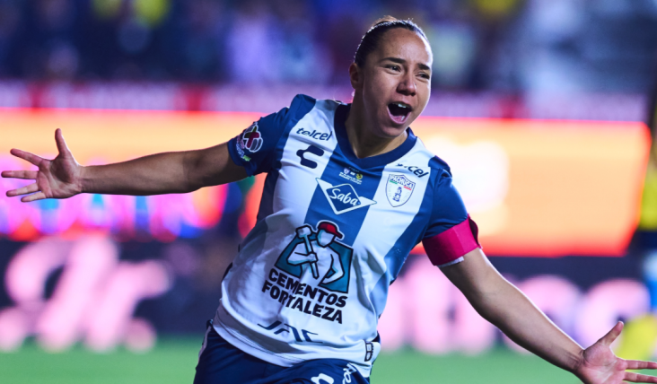 La delantera Charlyn Corral, se llevó los reflectores tras marcar un doblete, y un tanto más de Nina Nicosia.