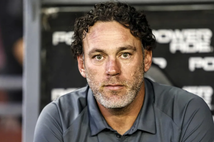 El estratega Milito ha dirigido en tres paises, Brasil, Argentina y Chile, y su logro más reciente es en el primer país donde se hizo con el Campeonato Mineiro en 2024.