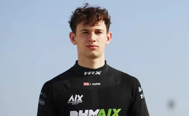 Carraquedo llegará en el lugar del piloto Joshua Dufek a partir de este fin de semana, pero también lo hará en la ronda siguiente en Spielberg, Austria, donde ya tiene experiencia en los circuitos