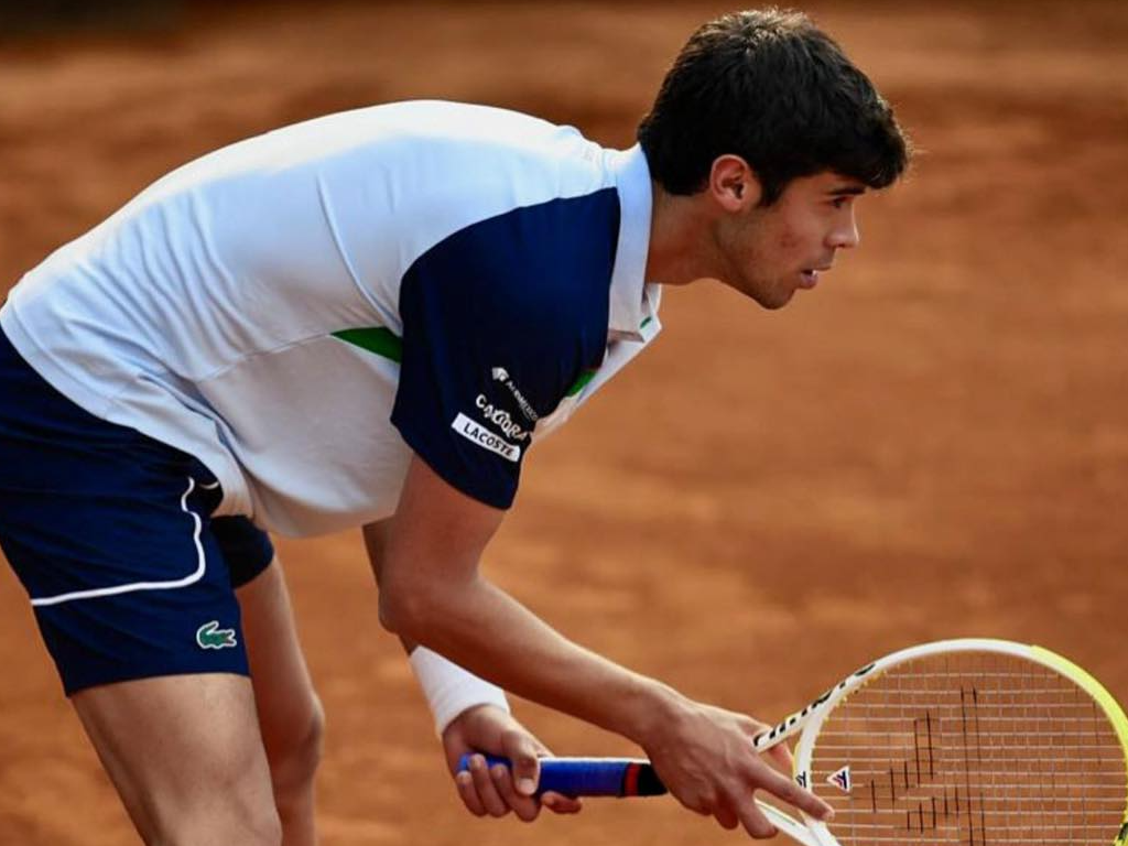 El ecuatoriano Álvaro Guillén Meza se encargó de eliminar al mexicano con parciales de 4-6 y 3-6, en el inicio de la qualy del evento parisino las primeras horas de este lunes.
