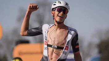 El mexicano estará participando en la prestigiosa Vuelta a España del 23 de agosto y finalizará el 14 de septiembre.