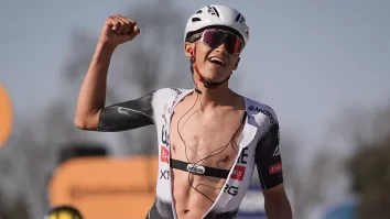 Del Toro y su equipo el UAE Team Emirates, decidieron no participar en el Tour de Francia ni en la Vuelta de España.