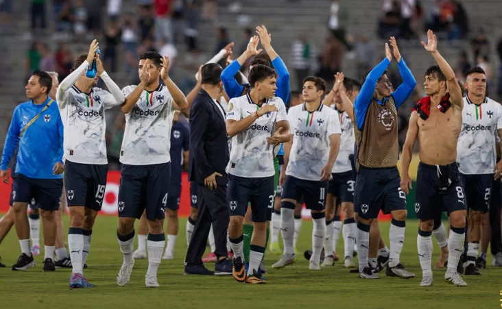 El periodista deportivo Liberman, reconoció que era un fracaso rotundo quedarse fuera "donde hay un equipo mexicano y un japonés".