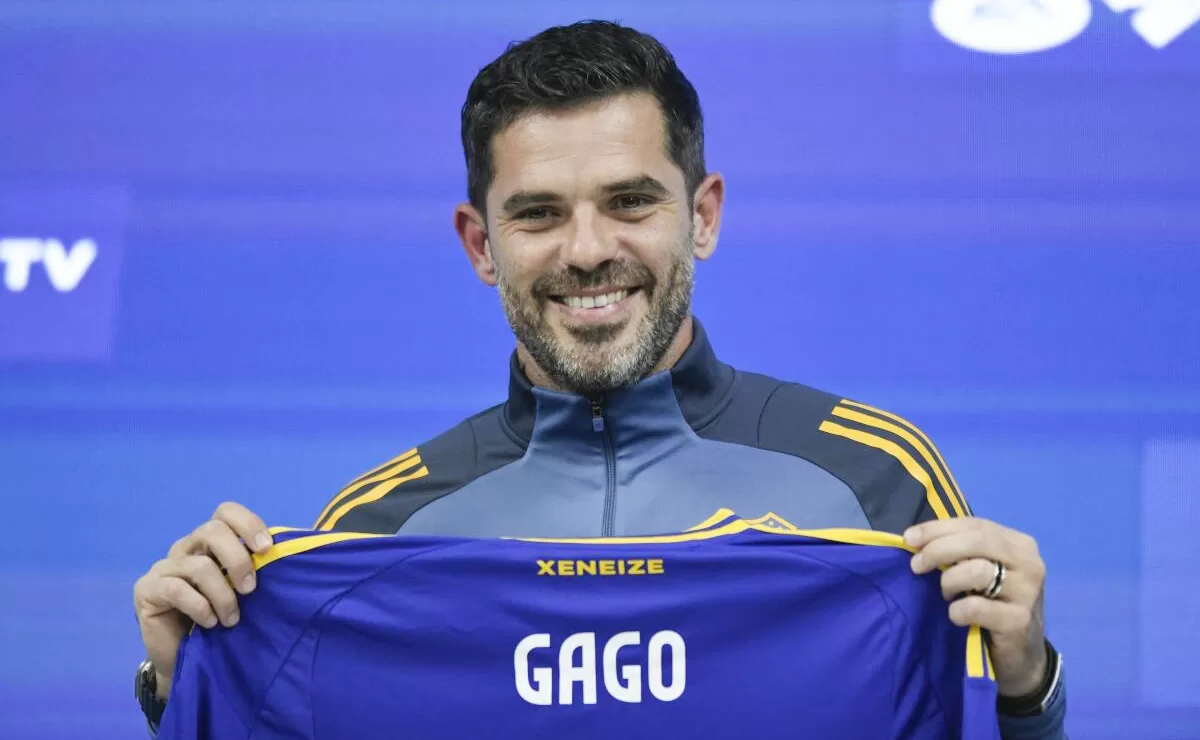 El director del Necaza, Pepe Hanan viajó a Buenos Aires con el estratega para iniciar las negociaciones con el extimonel xeneize.