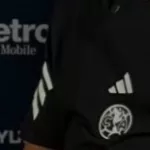 Por medio de redes se dio a conocer en un entrenamiento la nueva playera y en una entrevista Igor Lichnovsky, fue visto portando la nueva prenda del Club América.