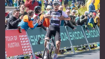 El apodado “Torito” se impuso a AJ August, quien hizo un movimiento a 1.4 kilómetros de final.