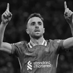 El accidente se reportó a la 1:30 de la mañana donde su Lamborghini, habría reventado un neumático lo que provocó que el coche saliera del camino.