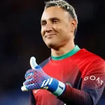 Keylor Navas viajará a México en las próximas horas para presentar sus exámenes físicos y médicos con los universitarios.