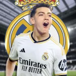 Mora tuvo su debut en primera división el 18 de agosto del 2024, por el entrenador Juan Carlos Osorio.