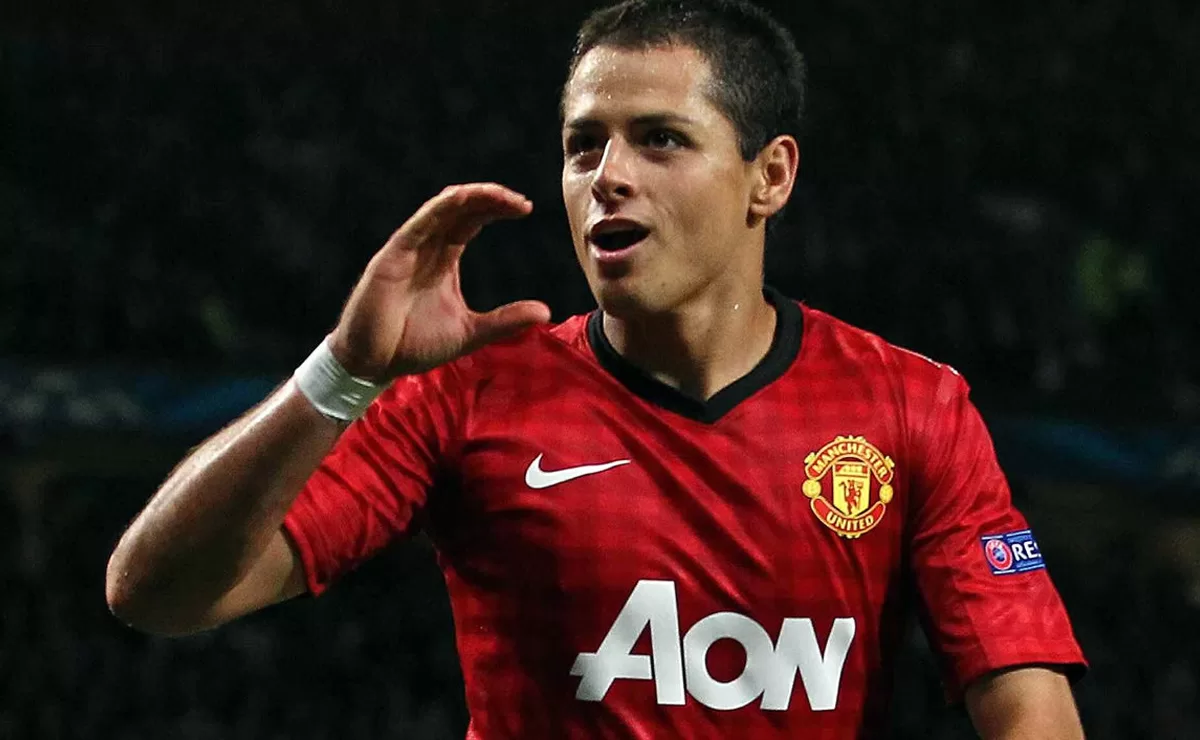 Según información de Gibrán Araige (TUDN), el delantero mexicano apunta a la EFL Championship, la segunda división inglesa, como su próximo destino.