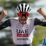 La clásica italiana, con inicio y final en Pontedera, presentó un recorrido de 189 kilómetros marcado por la lluvia en la primera mitad y dos durísimas ascensiones al Monte Serra.