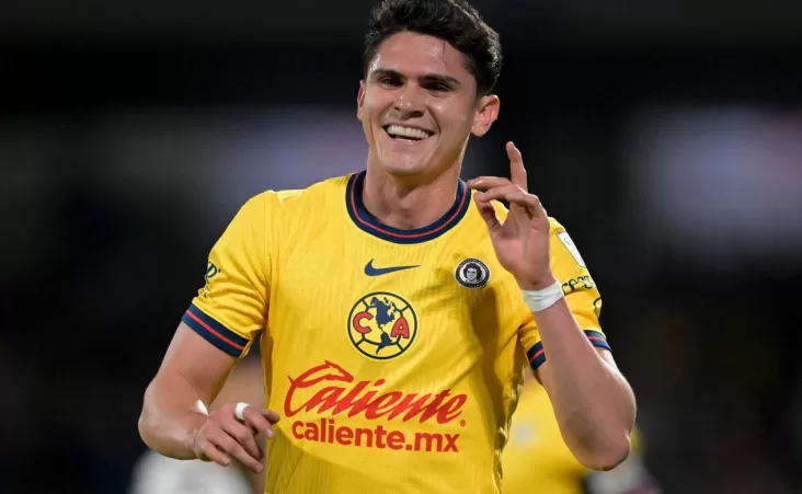 Con las Águilas peleando en los primeros lugares y Chivas atravesando una crisis, Reyes marcó la diferencia entre ambos clubes con un mensaje directo.