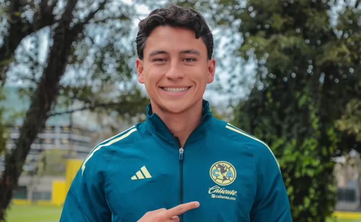 Formado desde las Fuerzas Básicas azulcremas, Juárez llegó al club a los 14 años y recorrió todas las categorías juveniles hasta debutar en el Apertura 2019 frente a Pachuca.