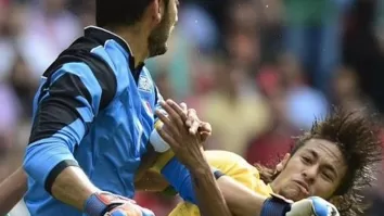 Corona deja un legado lleno de luces y sombras: atajadas memorables, títulos históricos, pero también momentos de polémica.