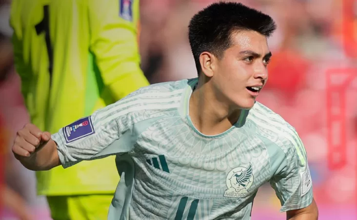 Con apenas 16 años, el jugador originario de Tuxtla Gutiérrez, Chiapas, suma ya experiencia relevante tanto en la Liga MX como con las selecciones menores.
