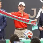 Ochoa, número 1 del mundo durante 158 semanas consecutivas y una de las figuras deportivas más queridas del país, expresó su emoción por la distinción.