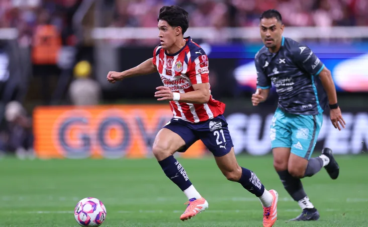 El equipo dirigido por Gabriel Milito mostró autoridad desde el inicio y encontró en Armando “la Hormiga” González a su gran figura.