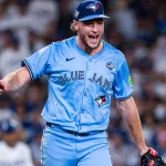 Con apenas 22 años y 93 días, Yesavage hizo historia al convertirse en el lanzador más joven en registrar más de 10 ponches en un juego del Clásico de Otoño.