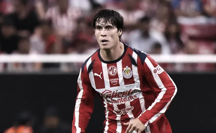 Aunque Chivas aún no ha emitido un parte médico oficial, fuentes cercanas aseguran que Campillo será operado en los próximos días y comenzará un largo proceso de rehabilitación.