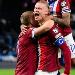 El noruego, que ya suma 55 goles en 48 partidos con su selección, amenaza incluso el récord histórico de Cristiano Ronaldo.