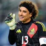 El actual jugador del AEL Limassol FC aprovechó la pausa en el futbol de clubes para viajar a la Ciudad de México.