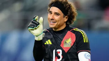 El actual jugador del AEL Limassol FC aprovechó la pausa en el futbol de clubes para viajar a la Ciudad de México.