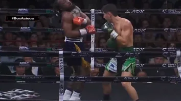 El inmueble lució lleno para presenciar el cuarto triunfo profesional del “Green”, quien continúa forjando su carrera luego de una destacada etapa como amateur.