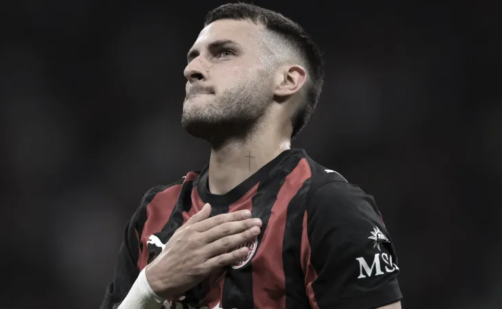 Gimenez sólo ha marcado un gol en la temporada 2025-2026, en la Coppa Italia, situación que generó preocupación en la afición y prensa rossonera.