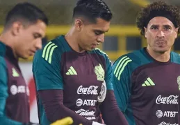 La intención es que el arquero de Chivas asuma el reto en partidos de exigencia internacional.
