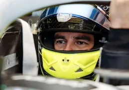 Durante años, tanto Checo como Bottas fueron considerados pilotos ideales para apoyar a sus compañeros de equipo como segundos conductores.