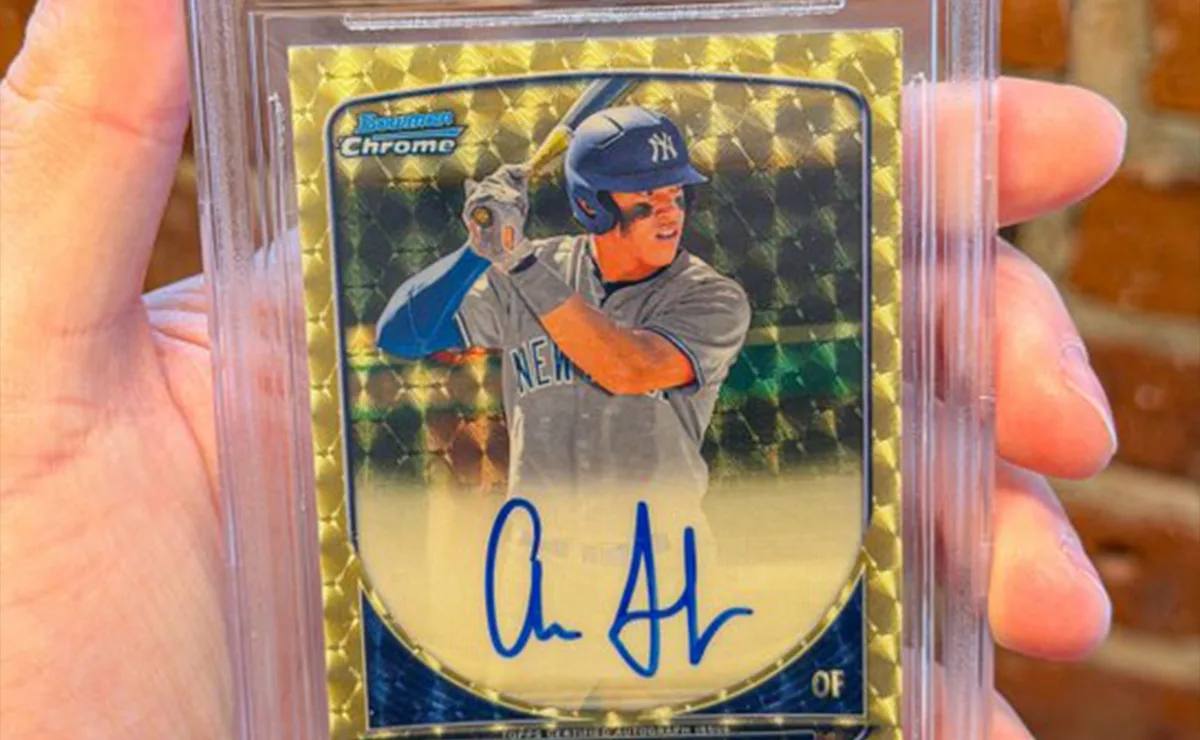 La venta superó el récord previo de 2020, cuando una tarjeta autografiada de Mike Trout.