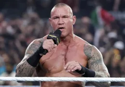 Distintas versiones señalan que el luchador no llegaría en condiciones óptimas, debido a molestias físicas.