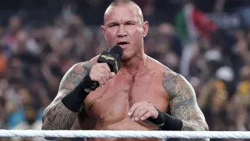 Distintas versiones señalan que el luchador no llegaría en condiciones óptimas, debido a molestias físicas.