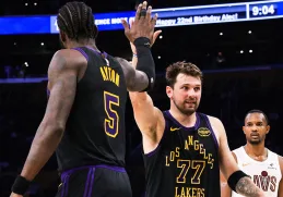 Luka Doncic alcanzó un hito importante al superar los 15,000 puntos en la NBA.