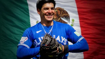 el catcher nacido en Hermosillo se convirtió en el jugador mexicano número 153 en disputar un partido en las Grandes Ligas