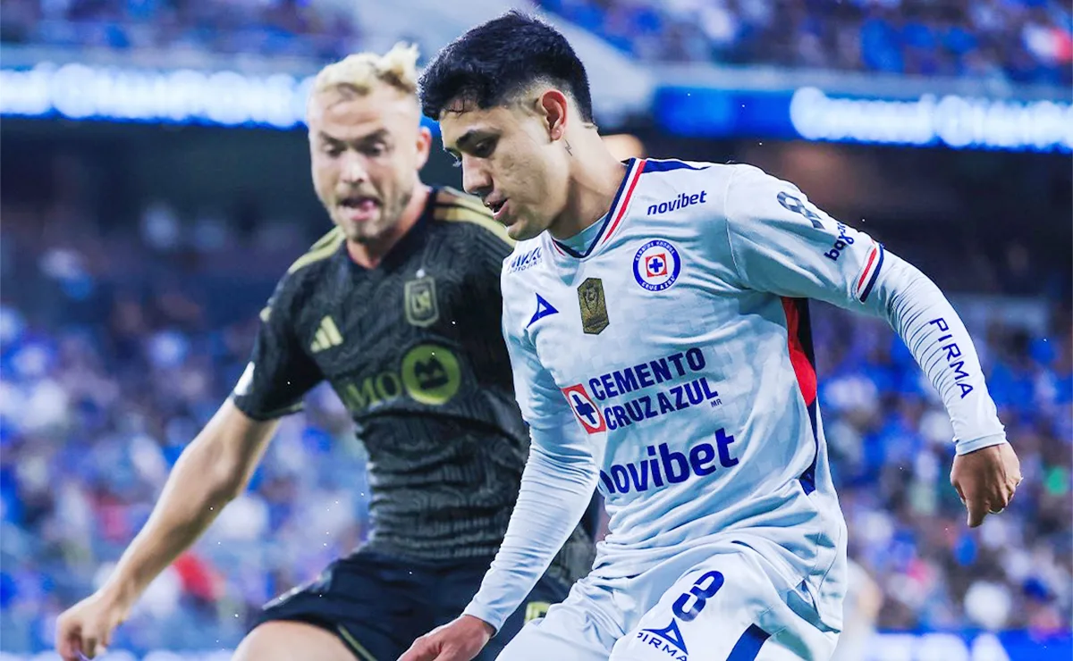 El primer golpe llegó al minuto 30, cuando Heung-Min Son apareció dentro del área para abrir el marcador.