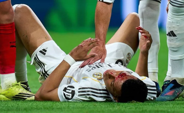 Desde el banquillo se insistió en la falta de coherencia en el uso del VAR.