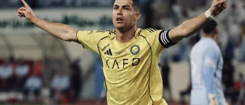 Ronaldo al 15’, aprovechó la asistencia de Boushal y definió con un potente disparo.