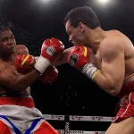 El desenlace llegó en el tercer round, cuando Chávez Jr. conectó un potente gancho de izquierda.