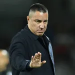 El entrenador auriazul destacó el esfuerzo y la disciplina táctica de sus jugadores.