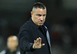 El entrenador auriazul destacó el esfuerzo y la disciplina táctica de sus jugadores.