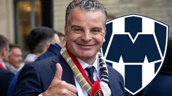 Desde Europa señalan que Te Kloese también tendría ofertas desde Inglaterra.